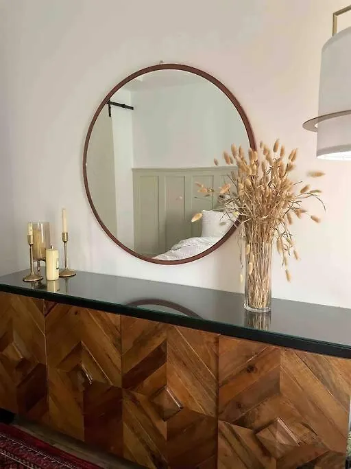 Apartment شقه فاخره بالقرب من جميع الخدمات